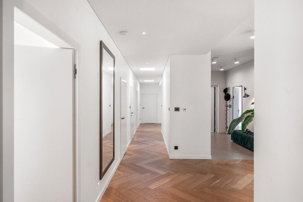 Dom 5 pokojowe na Sprzedaż