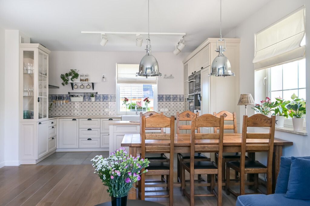 Dom 4 pokojowe na Sprzedaż