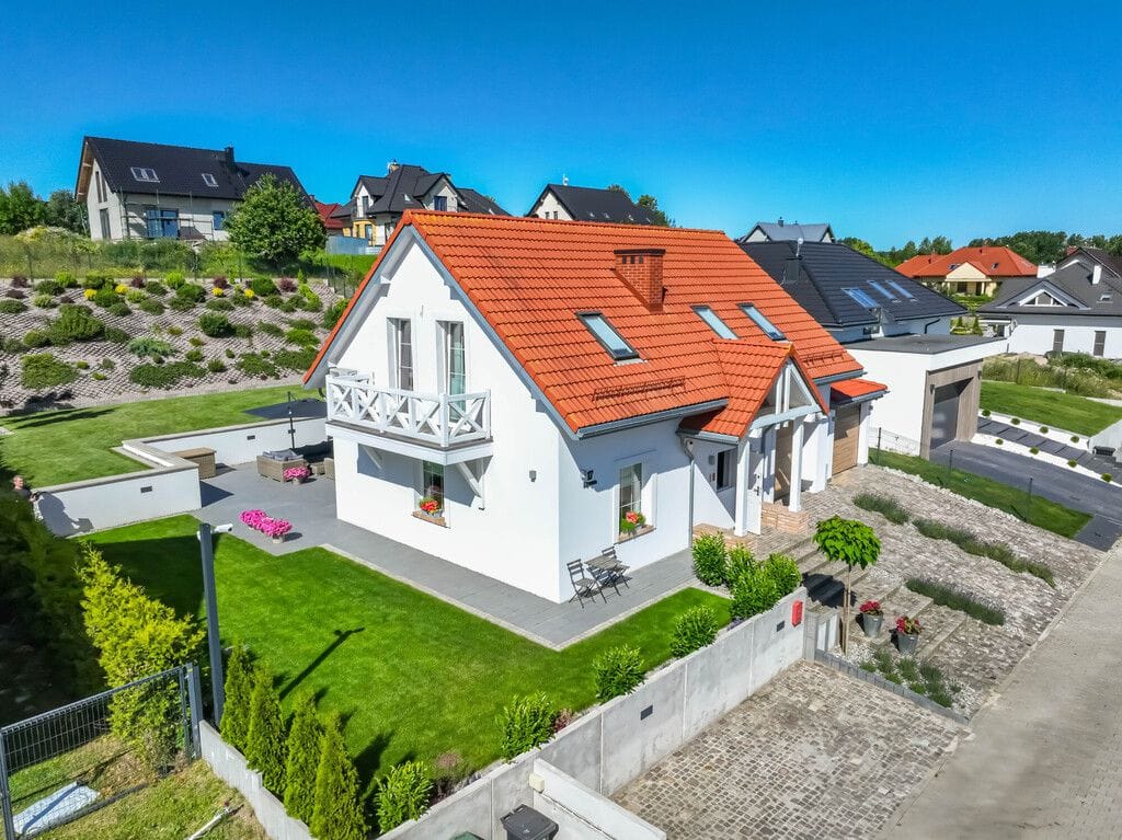 Dom 4 pokojowe na Sprzedaż