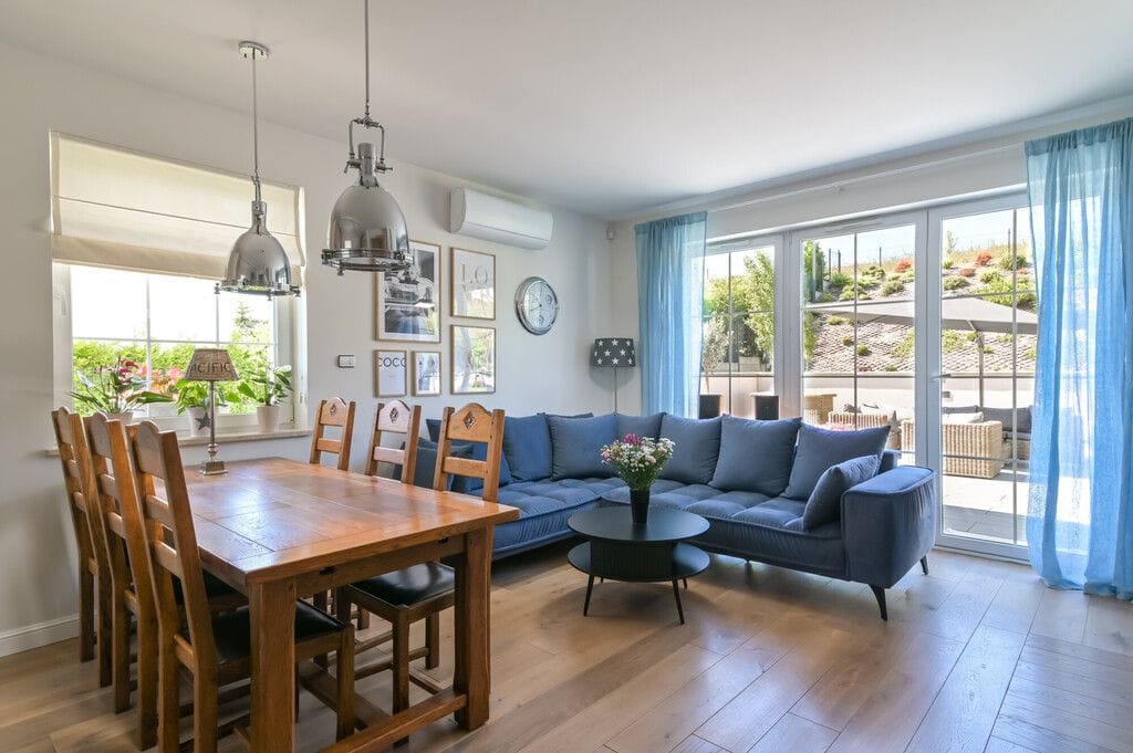 Dom 4 pokojowe na Sprzedaż