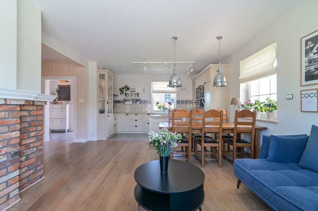 Dom 4 pokojowe na Sprzedaż