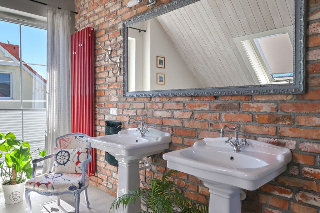 Dom 4 pokojowe na Sprzedaż