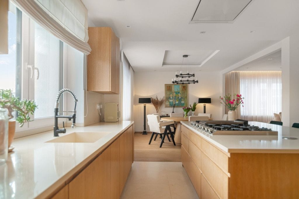 Dom 7 pokojowe na Sprzedaż