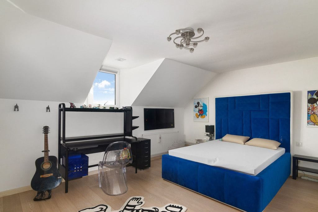 Dom 7 pokojowe na Sprzedaż