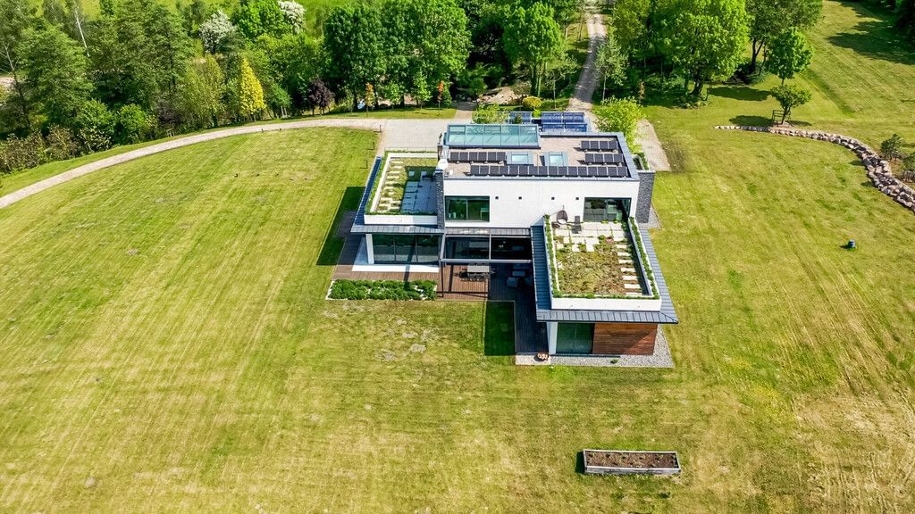 Dom 6 pokojowe na Sprzedaż