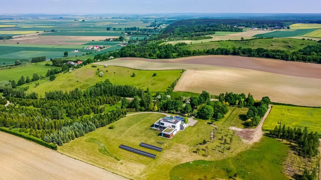 Dom 6 pokojowe na Sprzedaż