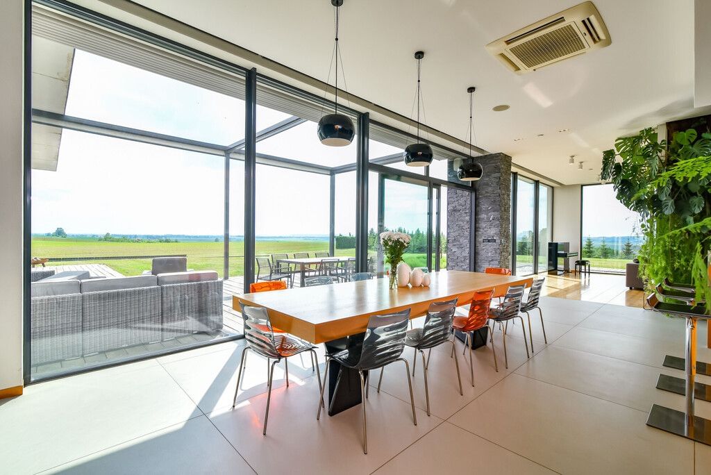 Dom 6 pokojowe na Sprzedaż