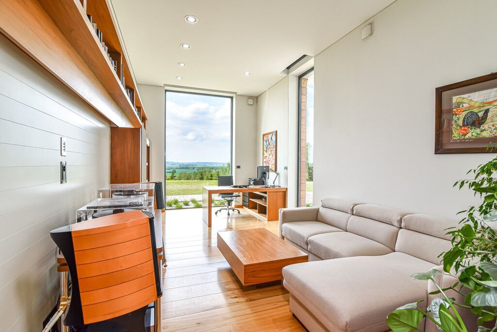 Dom 6 pokojowe na Sprzedaż