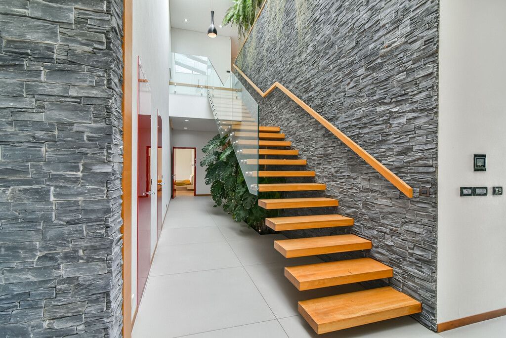 Dom 6 pokojowe na Sprzedaż