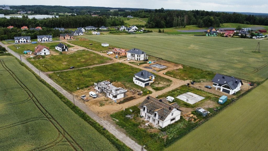 Działka  pokojowe na Sprzedaż