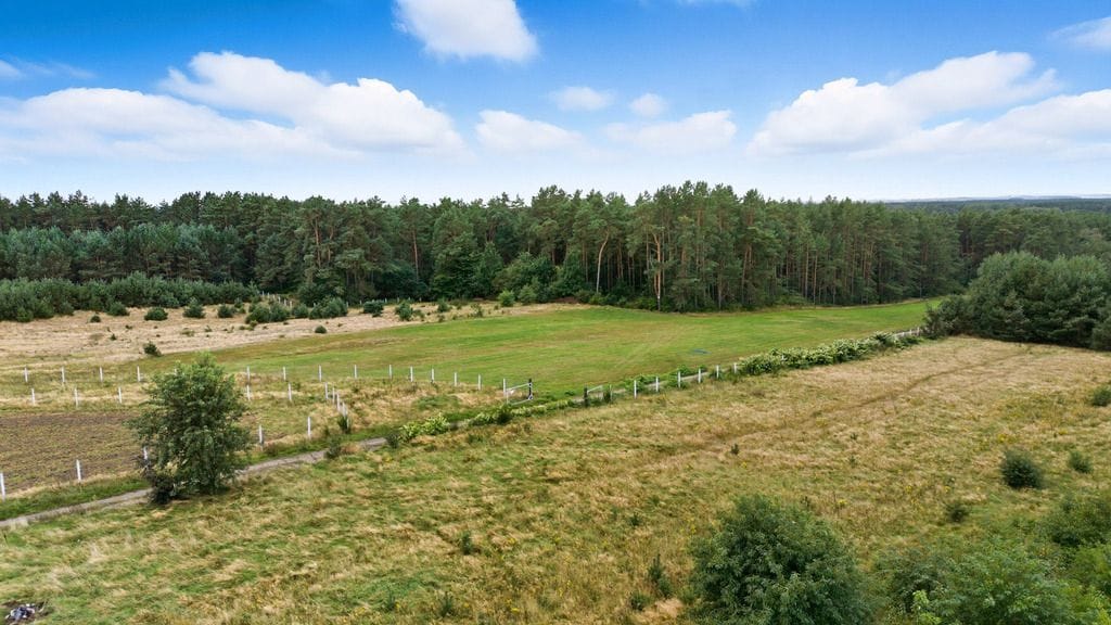 Działka  pokojowe na Sprzedaż