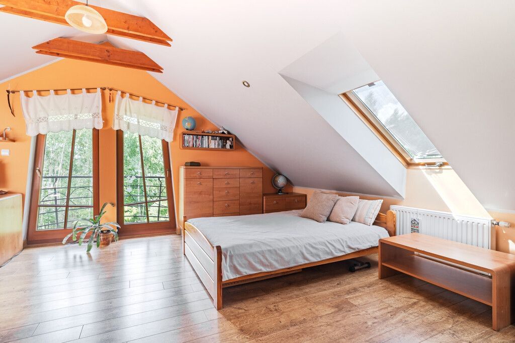 Dom 6 pokojowe na Sprzedaż