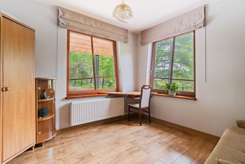 Dom 6 pokojowe na Sprzedaż