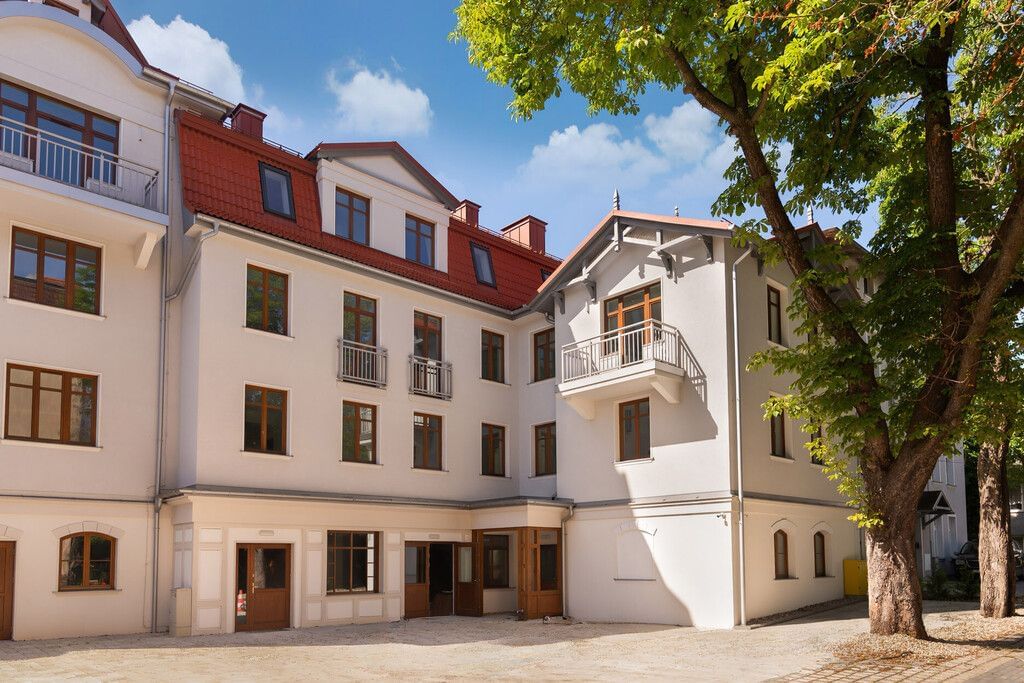 Lokal użytkowy  pokojowe na Sprzedaż