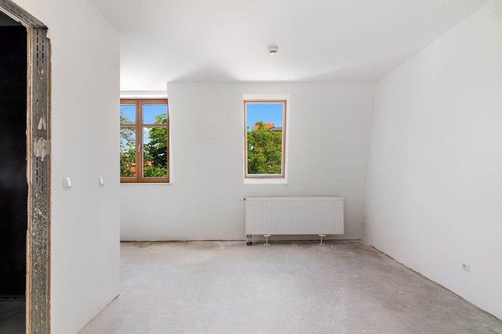 Lokal użytkowy  pokojowe na Sprzedaż