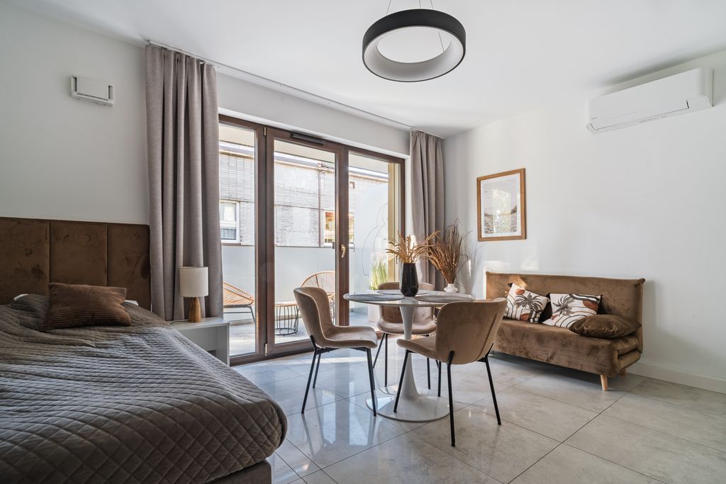 Mieszkanie 1 pokojowe na Sprzedaż