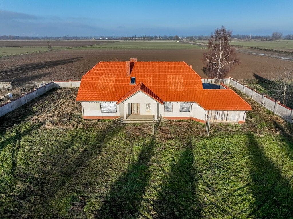 Dom 8 pokojowe na Sprzedaż