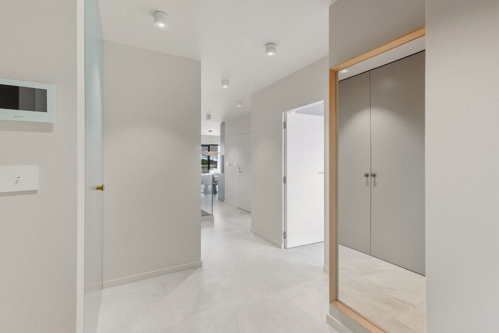 Mieszkanie 4 pokojowe na Sprzedaż