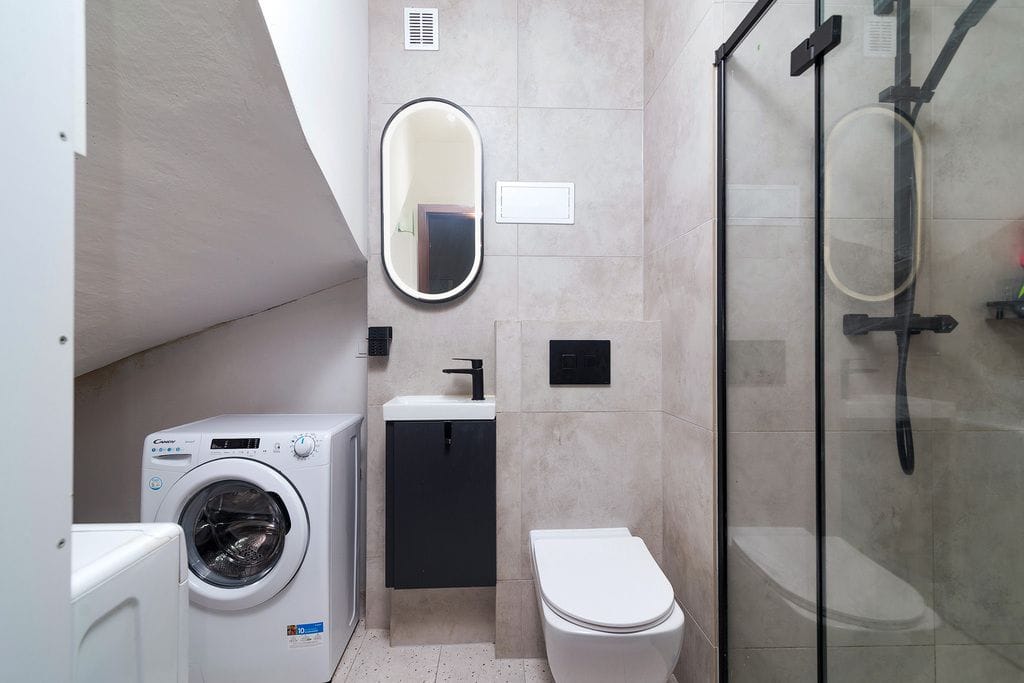 Dom 4 pokojowe na Sprzedaż