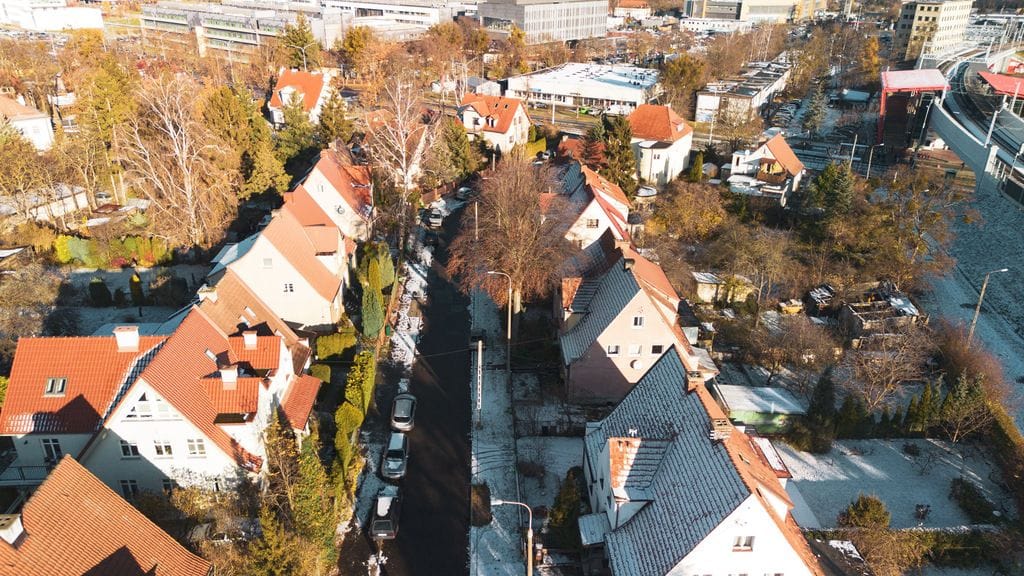 Działka  pokojowe na Sprzedaż