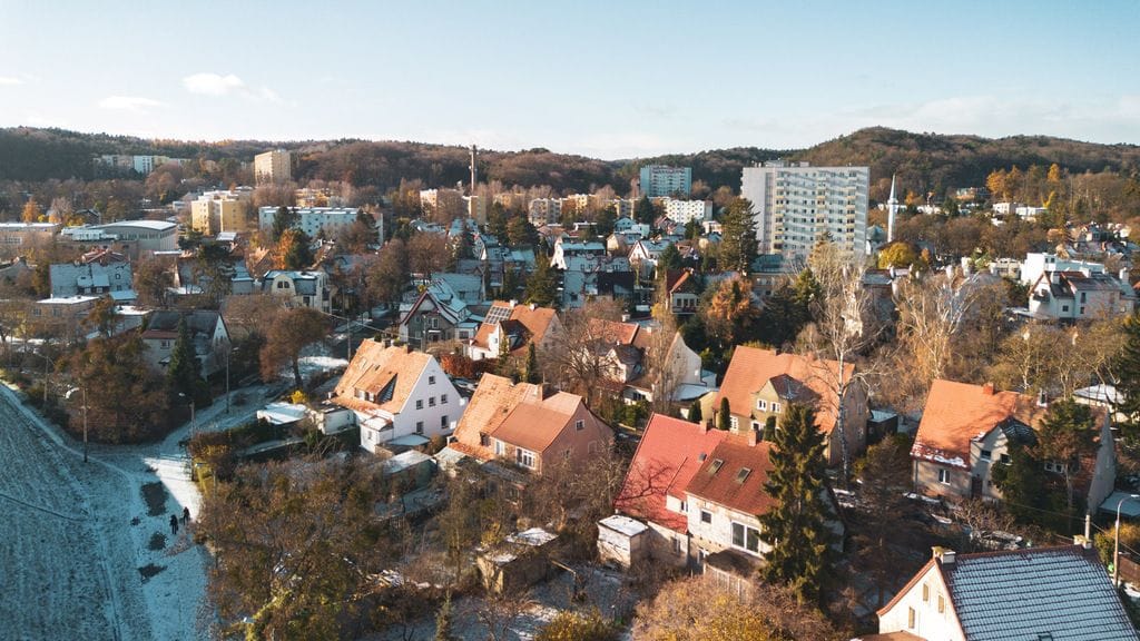 Działka  pokojowe na Sprzedaż
