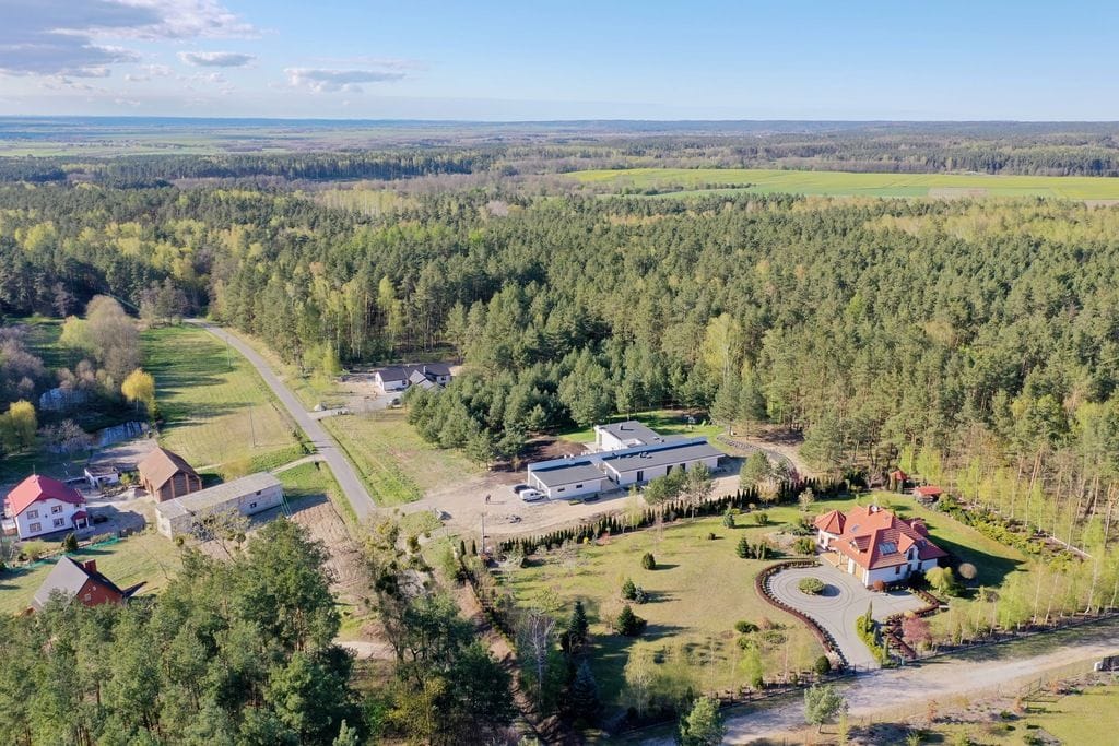 Działka  pokojowe na Sprzedaż