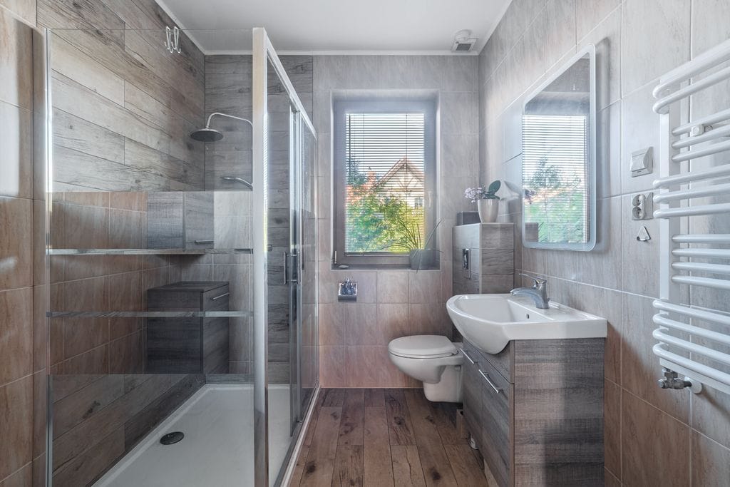 Dom 4 pokojowe na Sprzedaż