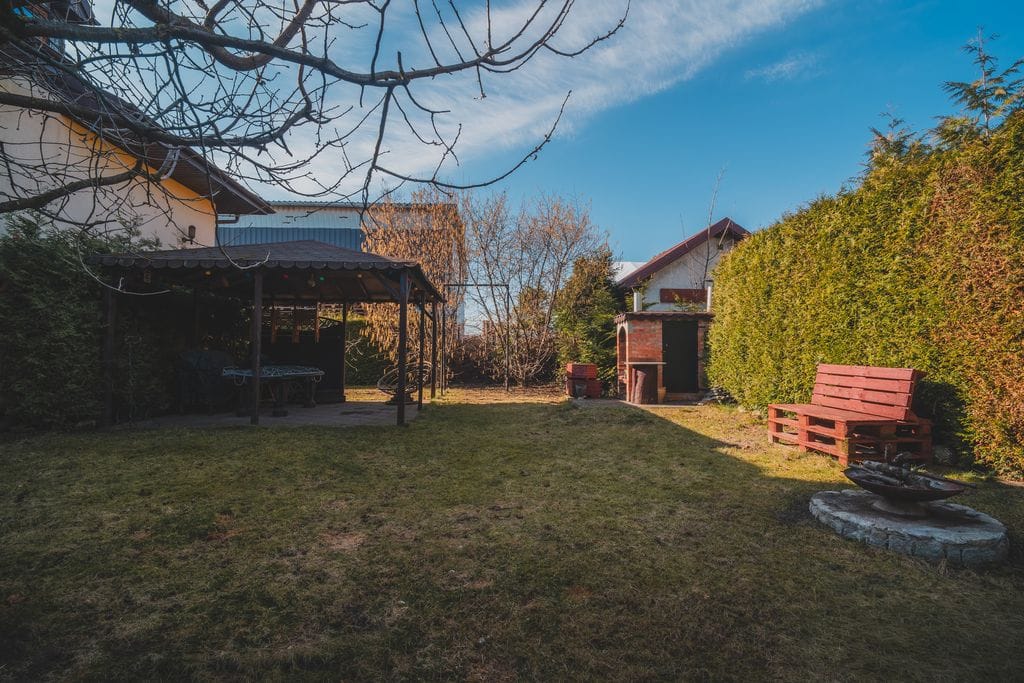 Dom 4 pokojowe na Sprzedaż