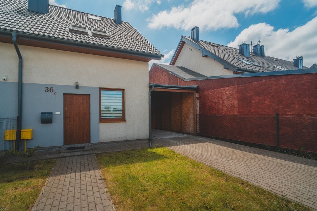 Dom 4 pokojowe na Sprzedaż