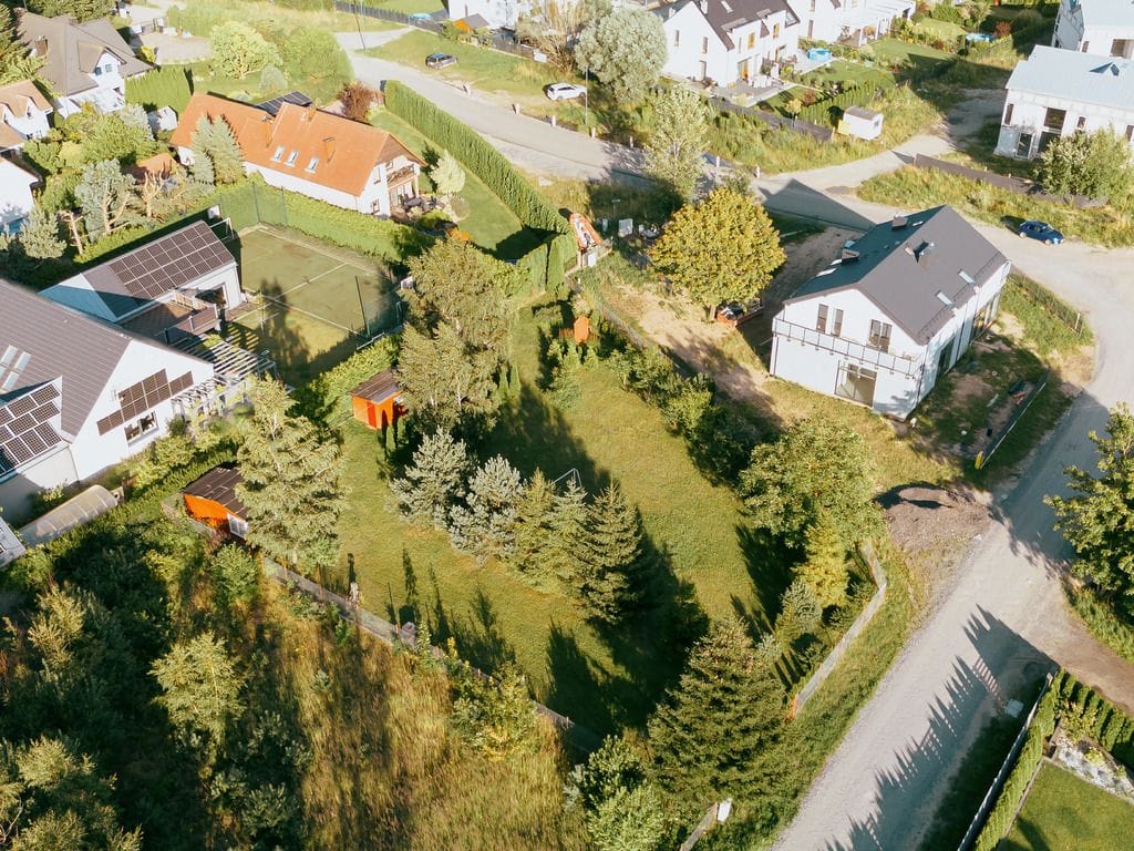 Działka  pokojowe na Sprzedaż