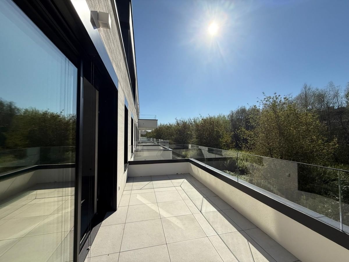 Mieszkanie 4 pokojowe na Sprzedaż