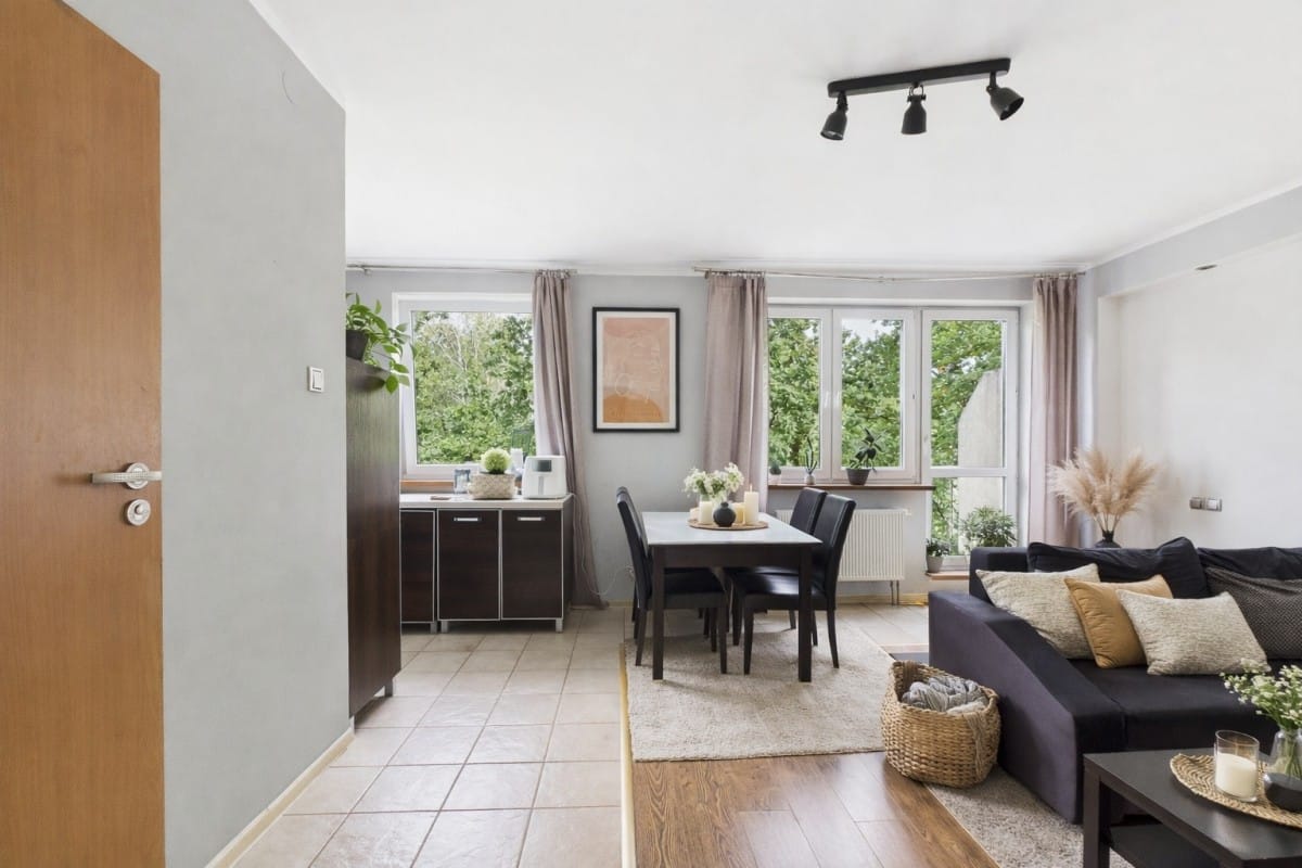 Mieszkanie 3 pokojowe na Sprzedaż