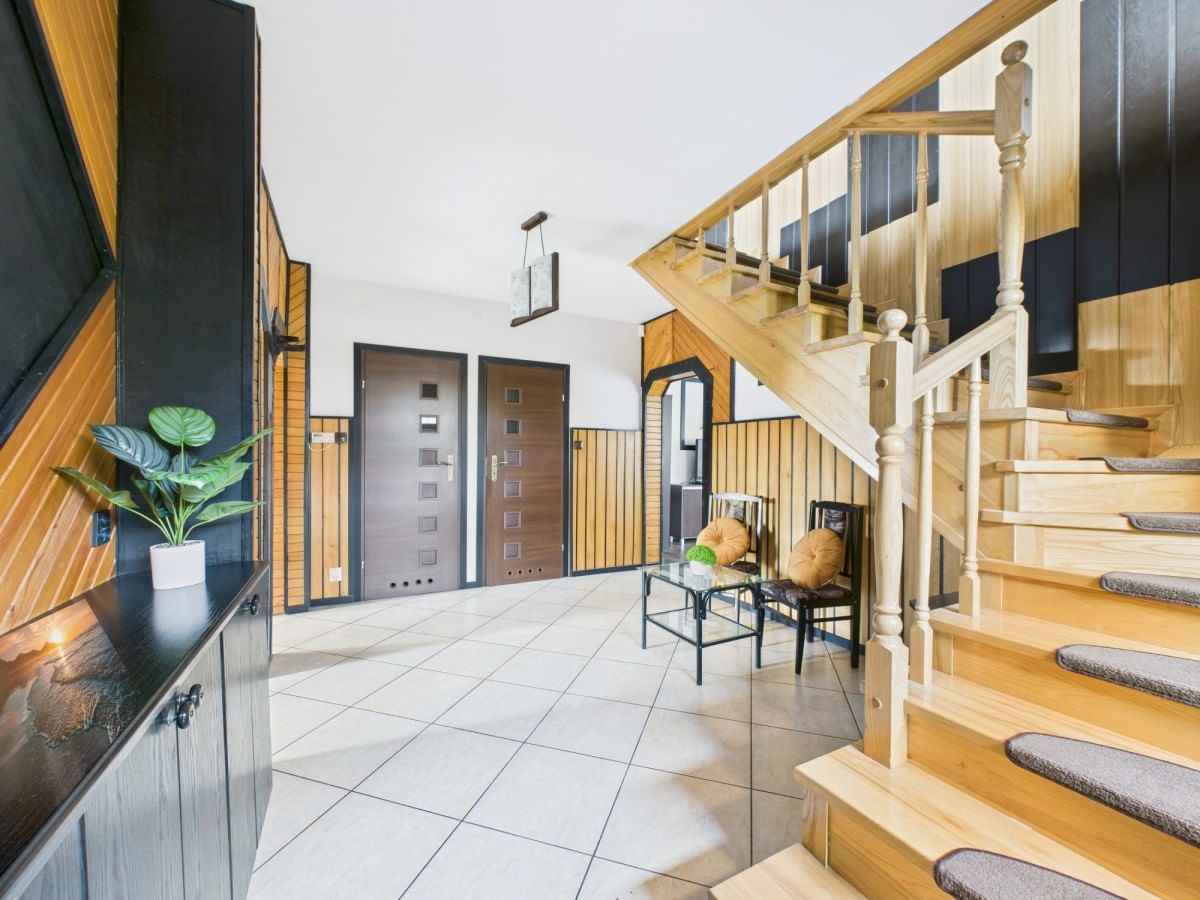 Dom 5 pokojowe na Wynajem