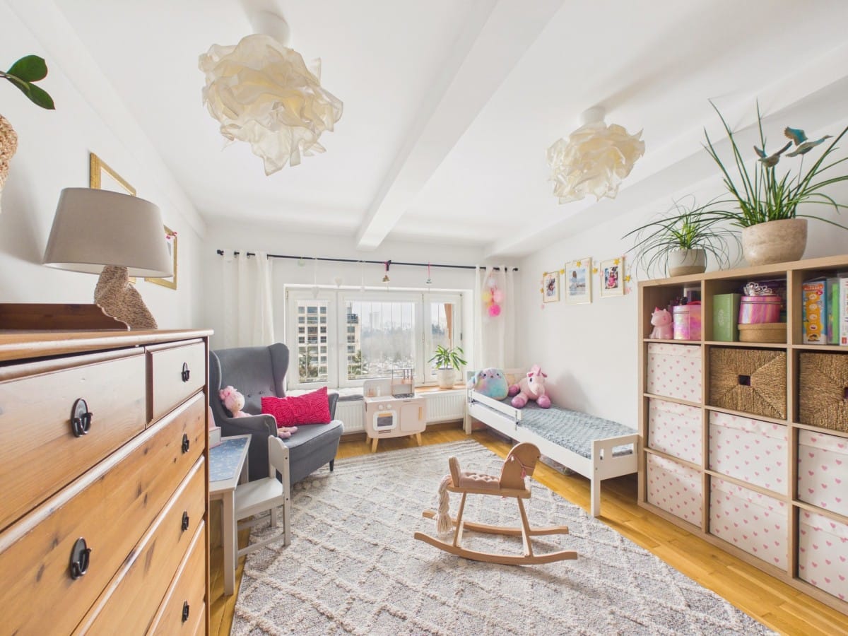 Mieszkanie 4 pokojowe na Sprzedaż