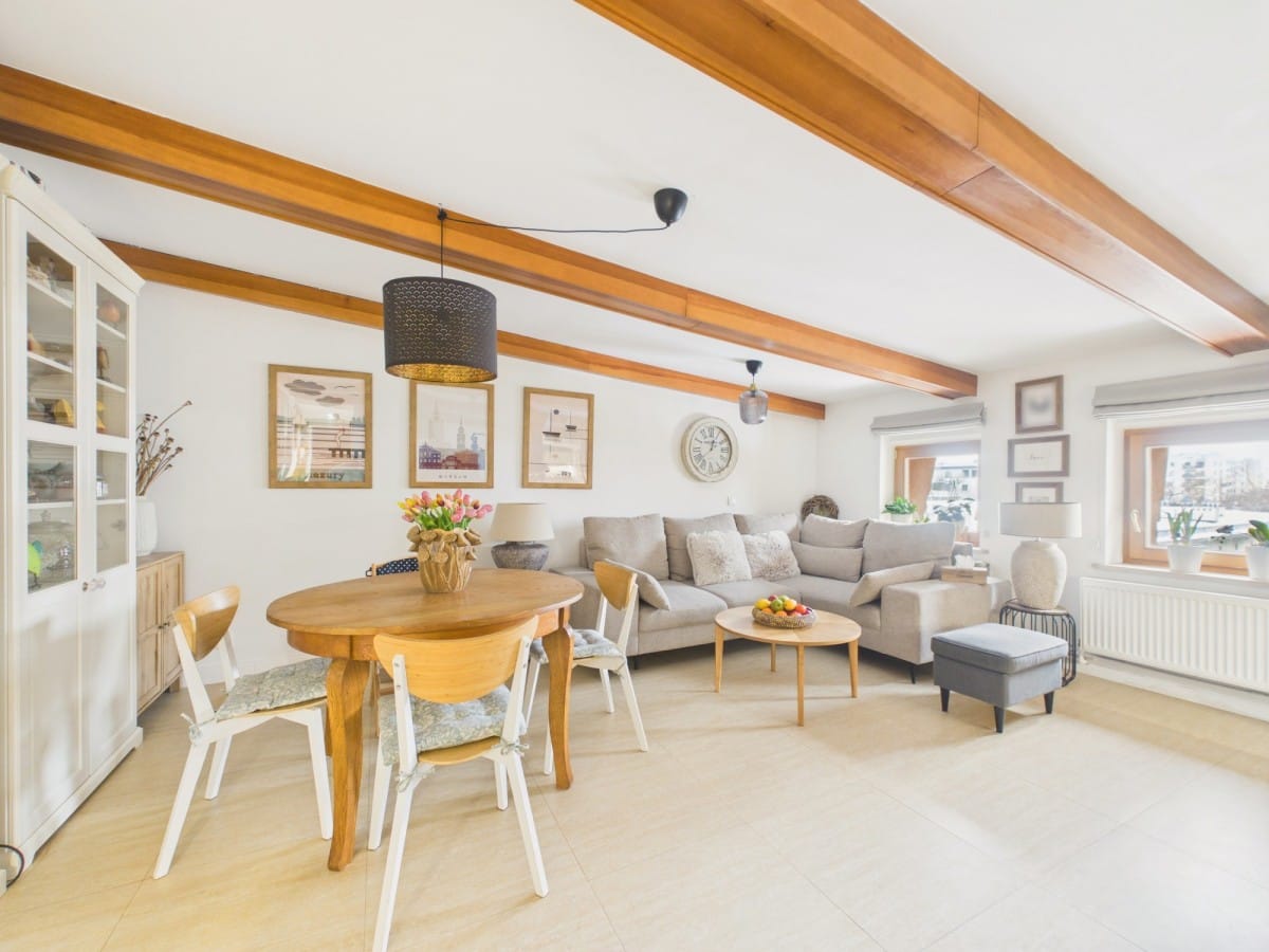 Mieszkanie 4 pokojowe na Sprzedaż