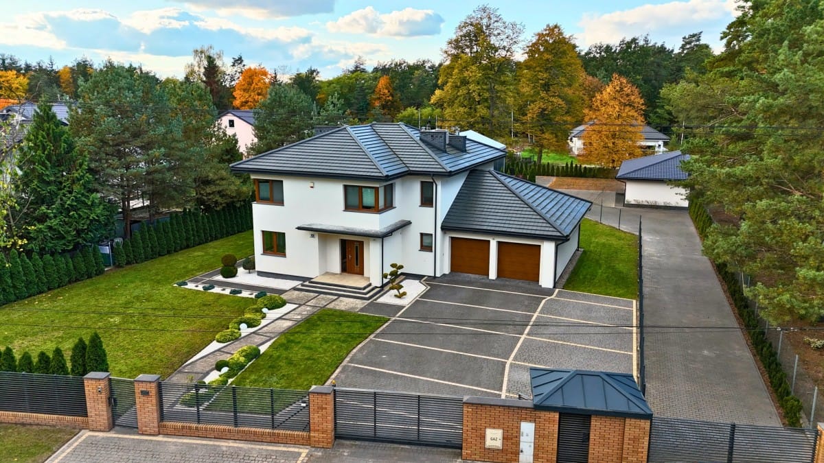 Dom 6 pokojowe na Sprzedaż