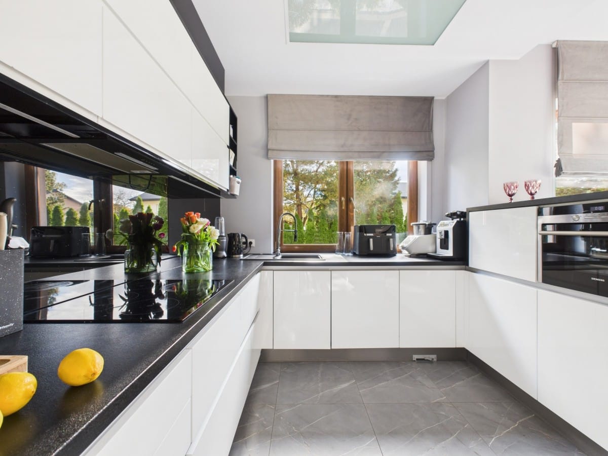 Dom 6 pokojowe na Sprzedaż