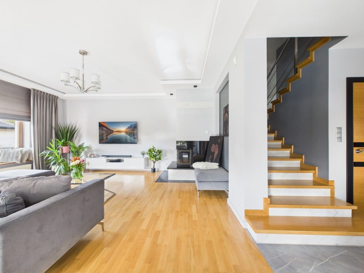 Dom 6 pokojowe na Sprzedaż