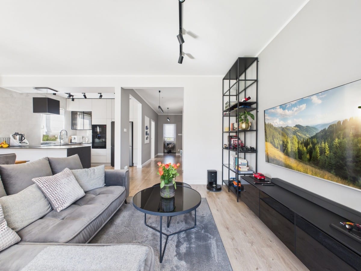 Dom 5 pokojowe na Sprzedaż