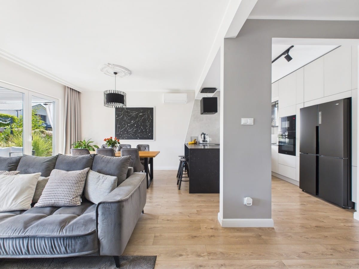 Dom 5 pokojowe na Sprzedaż