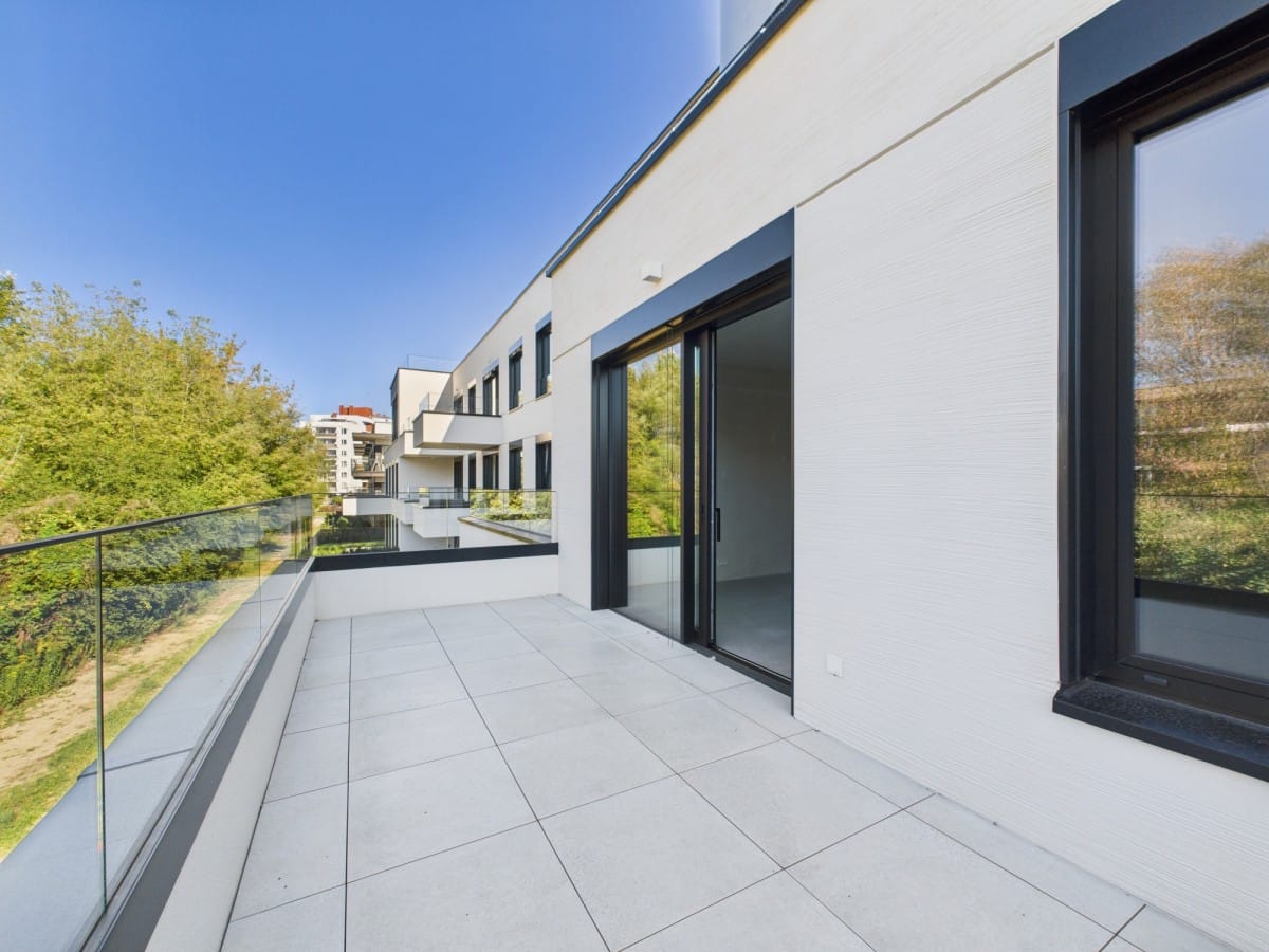 Mieszkanie 4 pokojowe na Sprzedaż