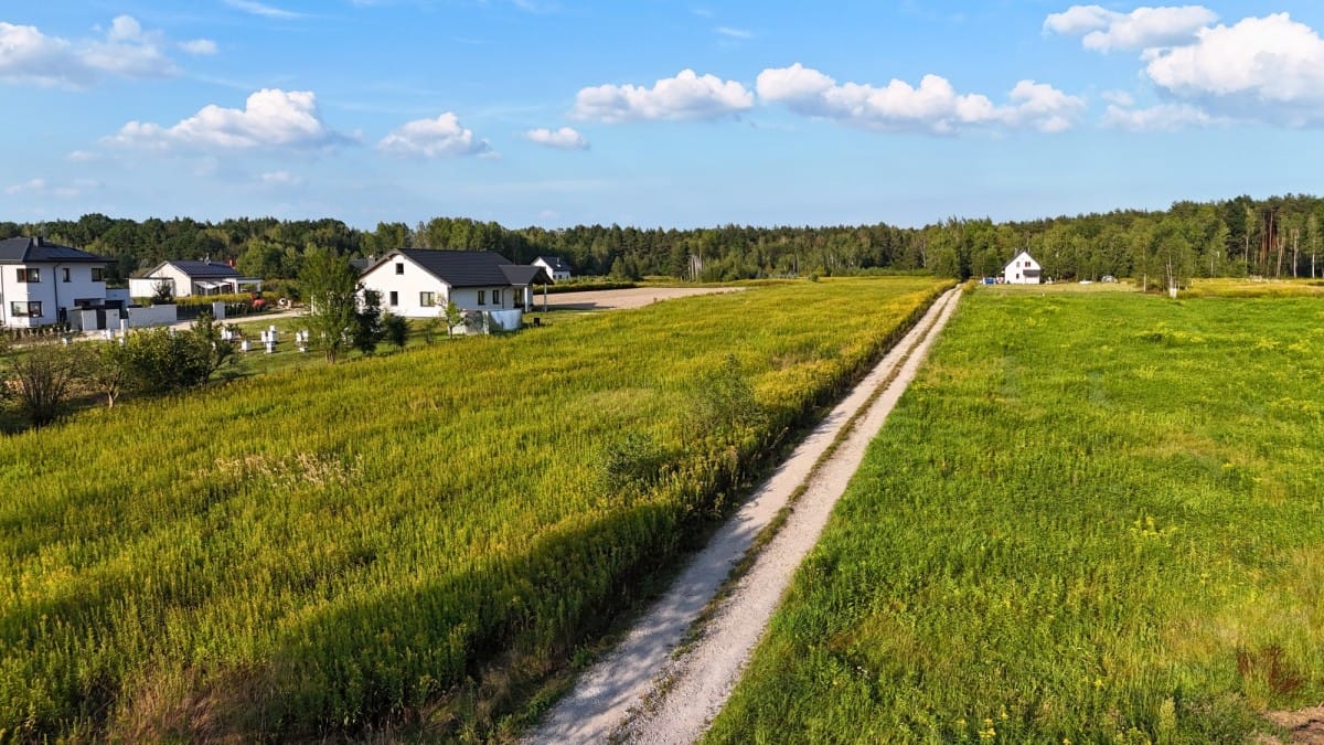Działka  pokojowe na Sprzedaż