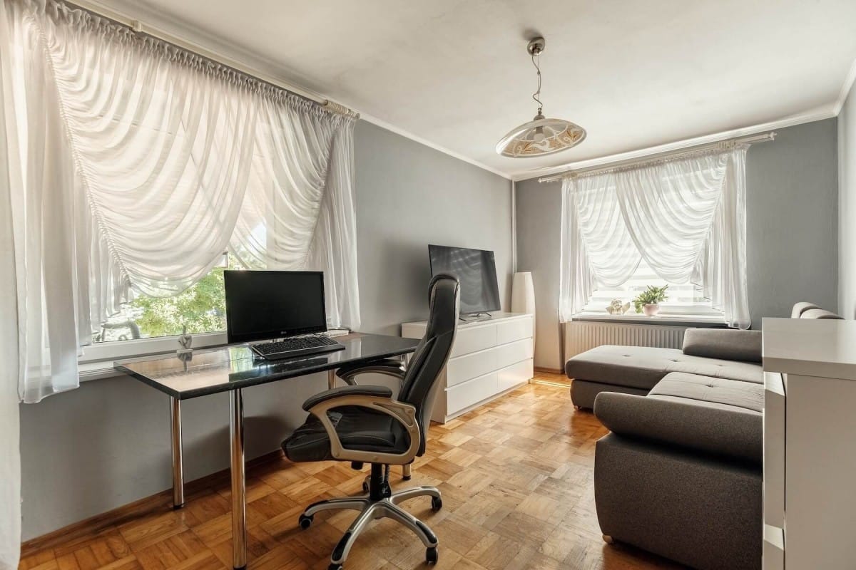 Dom 5 pokojowe na Sprzedaż