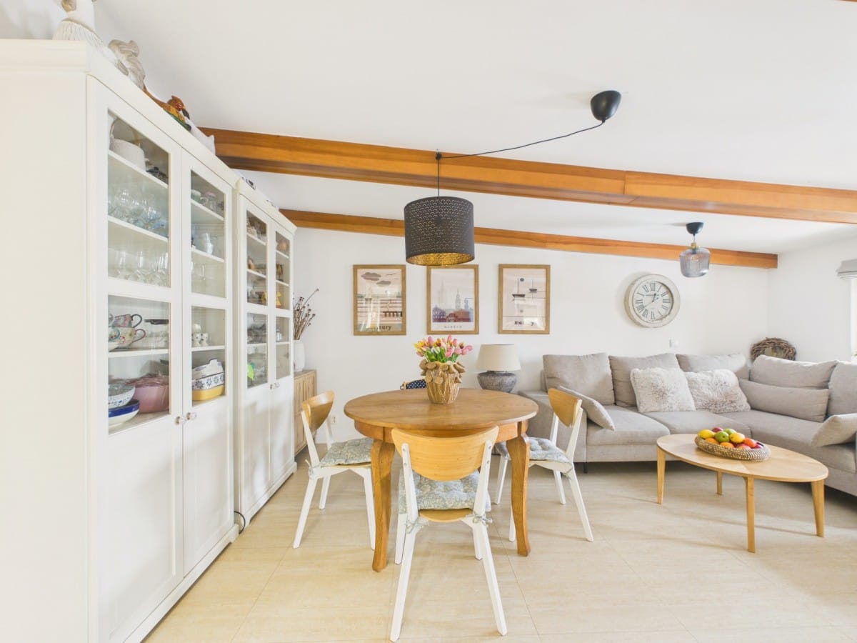 Mieszkanie 4 pokojowe na Sprzedaż