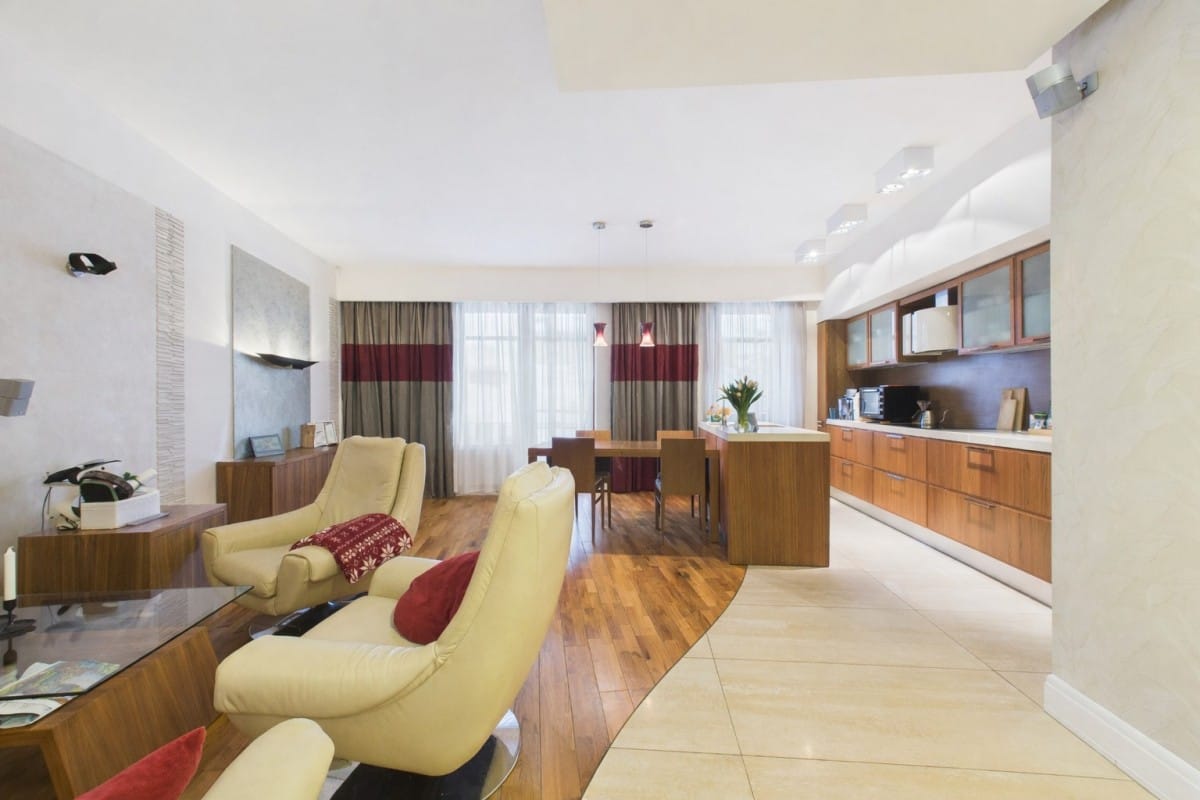 Mieszkanie 3 pokojowe na Sprzedaż