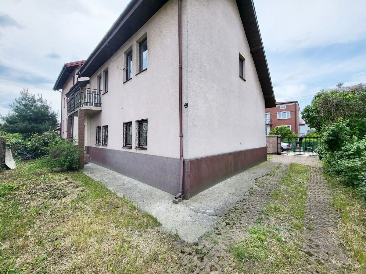 Dom 7 pokojowe na Sprzedaż