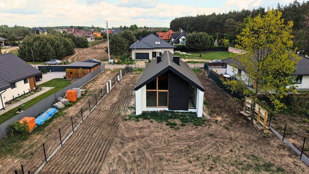 Dom 4 pokojowe na Sprzedaż