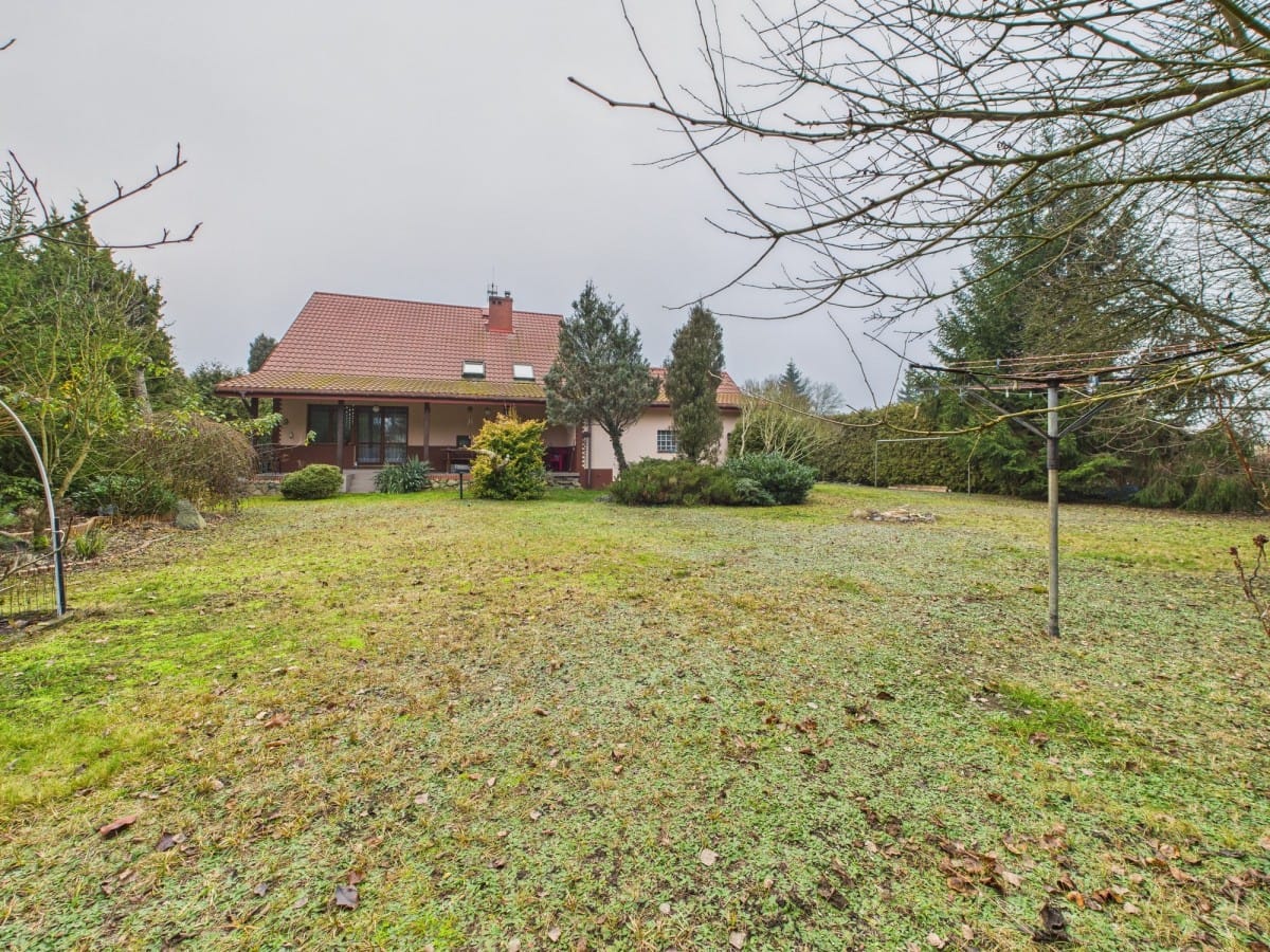 Dom 6 pokojowe na Sprzedaż