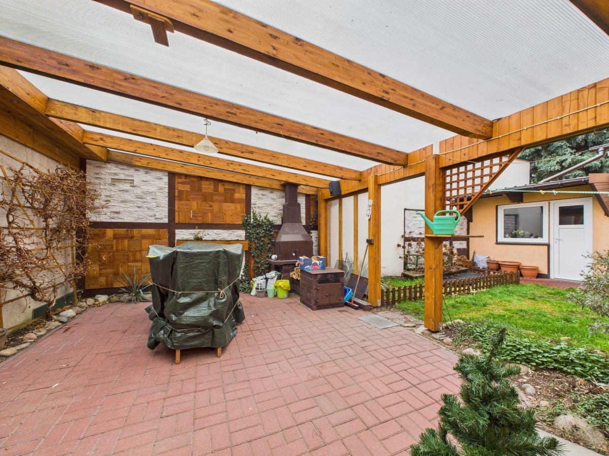 Dom 6 pokojowe na Sprzedaż