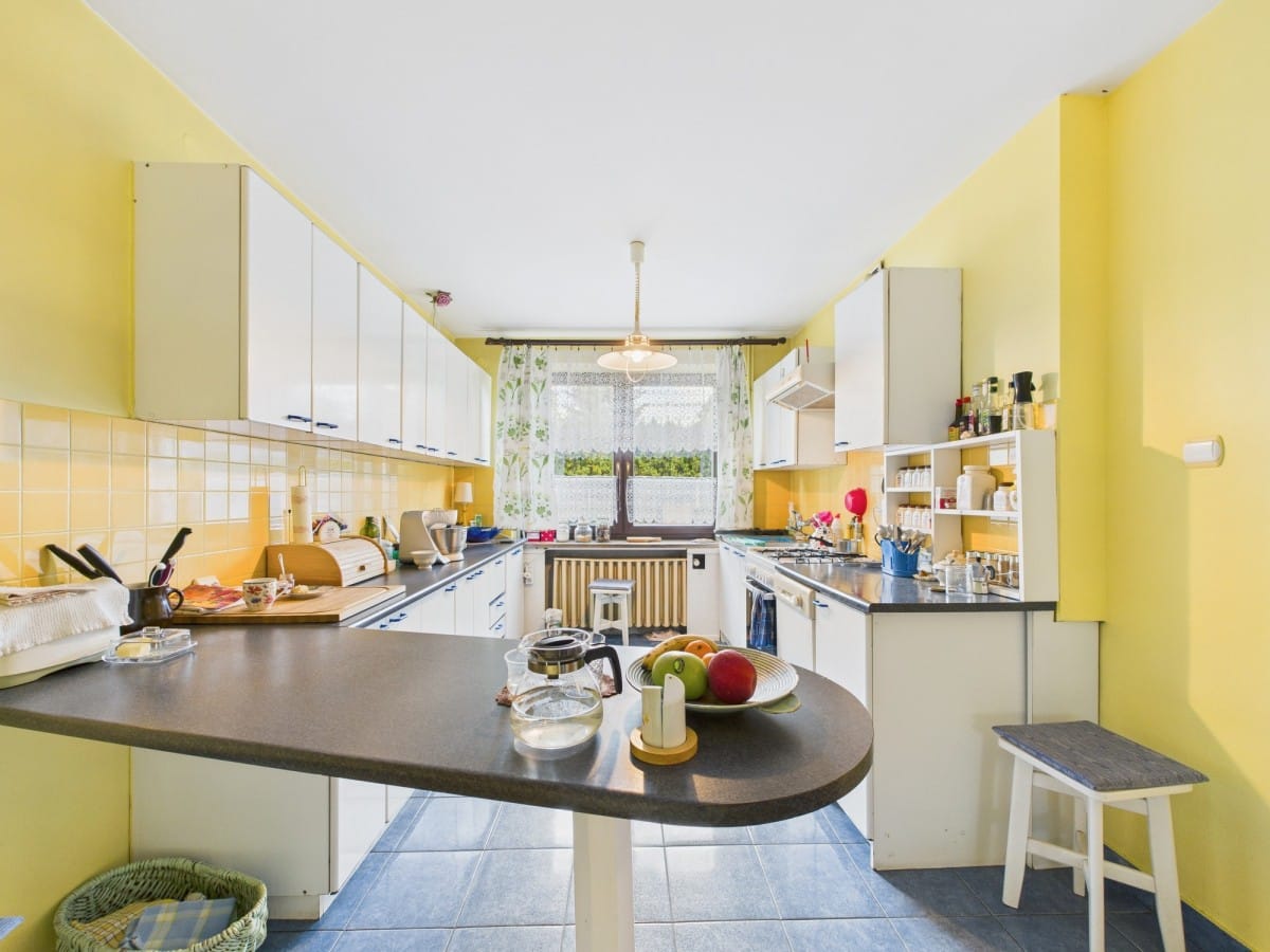 Dom 6 pokojowe na Sprzedaż